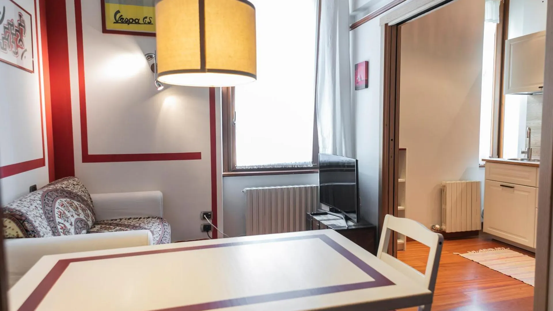 Trilocale Con Soppalco Apartment Milan Italy