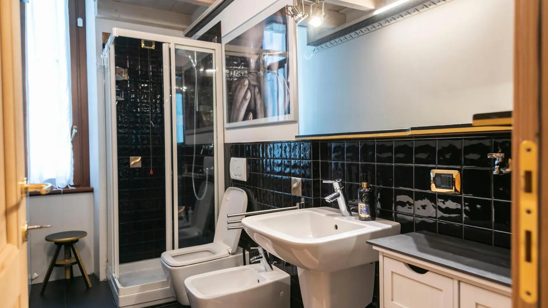 Trilocale Con Soppalco Apartment Milan